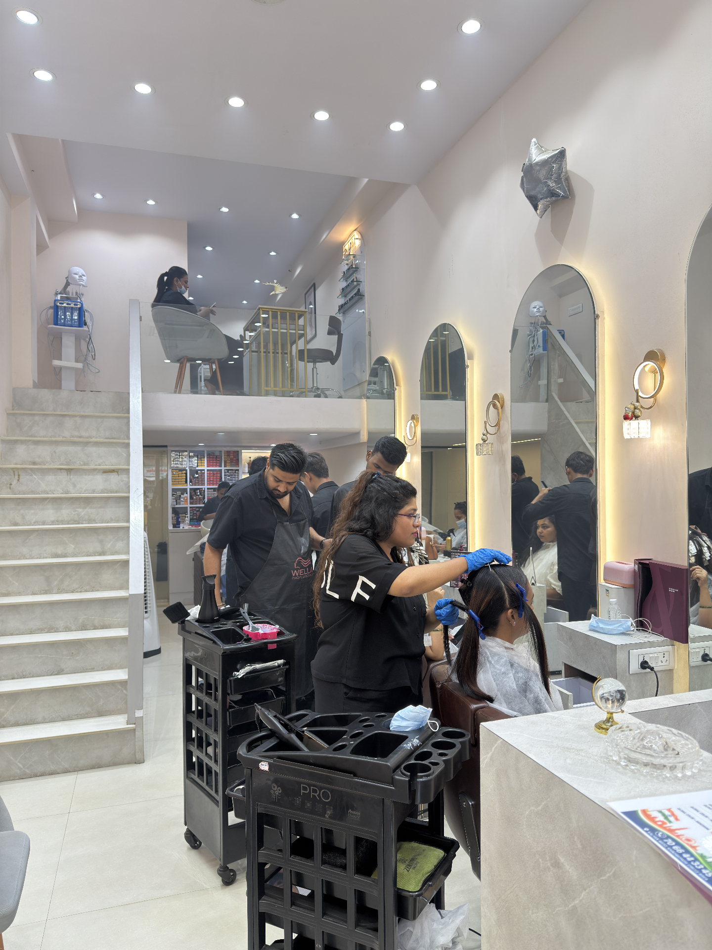 M Salon interior